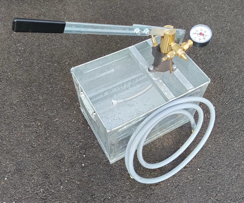 Pompe d'essai manuelle D50 double piston